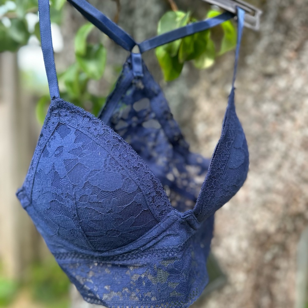 Victoria’s Secret Bralette 💙